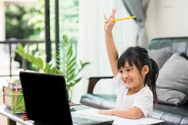 Online student raising hand in classroom zoom.