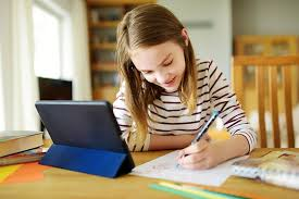 Tutors and teachers needed for online homeschool program.